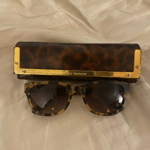 Tory Burch Sunglasses - Picture 1 of 4